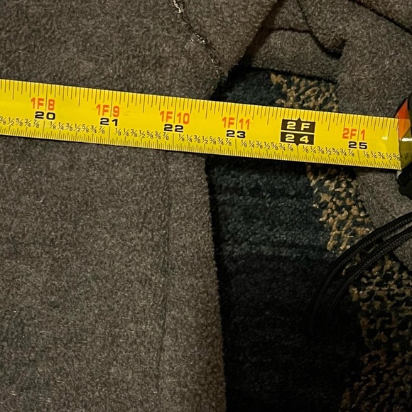 Gray and brown fleece jacket with a zipper #fleecejacket FUDA #winter - Picture 5 of 6